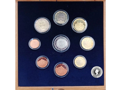 Sada Slovenské Euromince - Prvý súbor Slovenských Euromincí proof 2009 - drevená kazeta