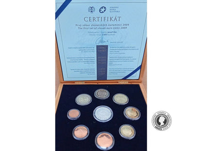 Sada Slovenské Euromince - Prvý súbor Slovenských Euromincí proof 2009 - drevená kazeta